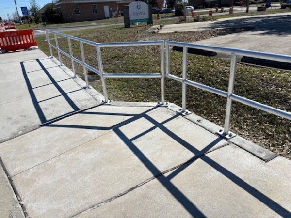 A two-row aluminum pipe with baseplate mounting or core drilled mounting.
